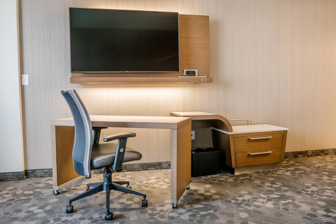 Courtyard By Marriott Fargo Otel Dış mekan fotoğraf