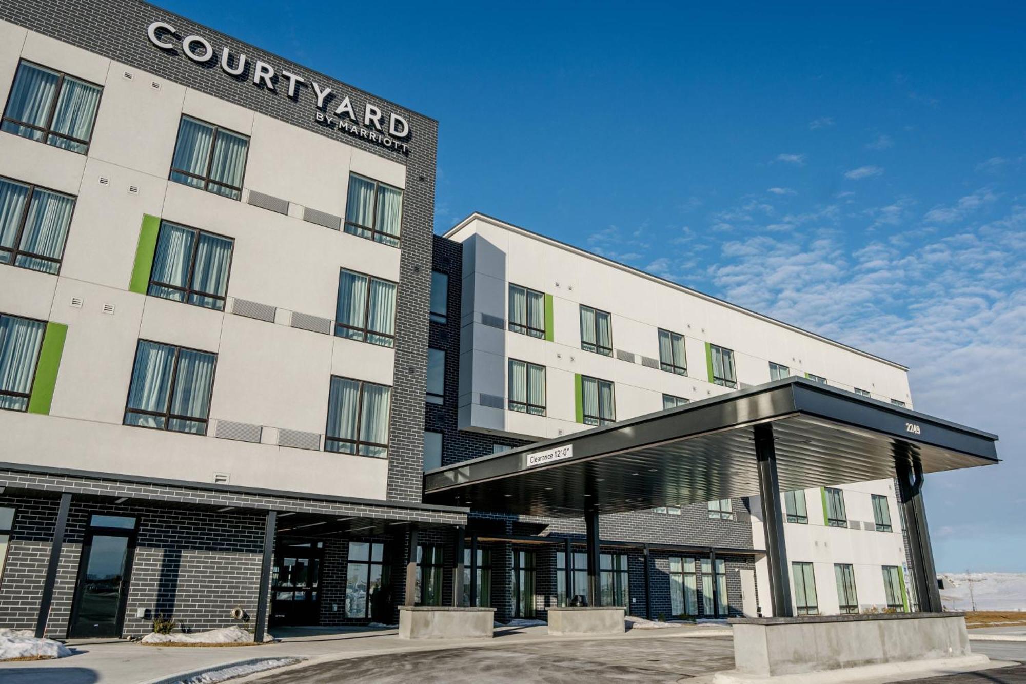 Courtyard By Marriott Fargo Otel Dış mekan fotoğraf